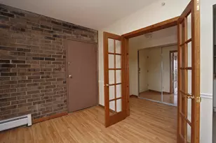 126 S La Londe Ave, Addison, IL 60101 - Photo 6
