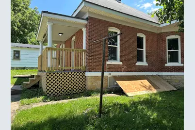 202 Clay, Savanna, IL 61074 - Photo 2