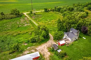 9836 E Maize Rd, Ridott, IL 61067 - Photo 34