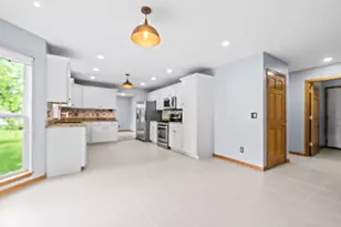 1017 Northwestern Ave, Davis Junction, IL 61020 - Photo 16