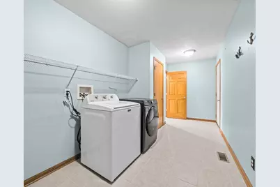 1017 Northwestern Avenue, Davis Junction, IL 61020 - Photo 22