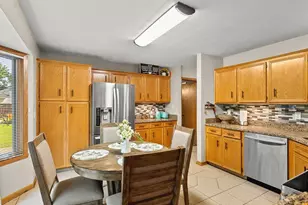 3476 Valley Woods Dr, Cherry Valley, IL 61016 - Photo 12