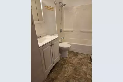 3220 Montrose Avenue, Rockford, IL 61101 - Photo 12