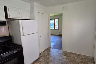 3220 Montrose Ave, Rockford, IL 61101 - Photo 6