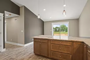 1046 Tebala Blvd, Rockford, IL 61108 - Photo 10