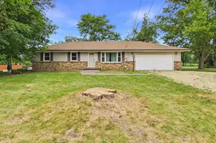 2014 N Meridian Rd, Rockford, IL 61101 - Photo 1