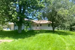 2014 N Meridian Rd, Rockford, IL 61101 - Photo 12