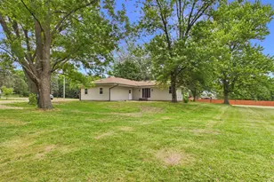 2014 N Meridian Rd, Rockford, IL 61101 - Photo 30
