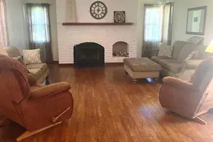 2014 N Meridian Rd, Rockford, IL 61101 - Photo 4