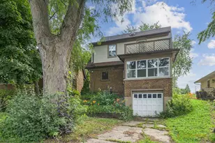 706 N Rockford Ave, Rockford, IL 61107 - Photo 2