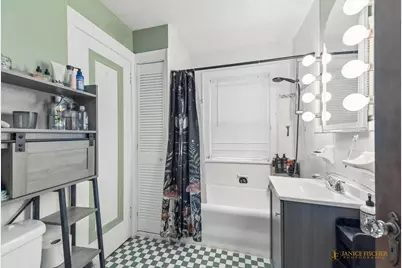 706 N Rockford Avenue, Rockford, IL 61107 - Photo 6