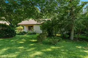 5537 Guilford Rd, Rockford, IL 61107 - Photo 2