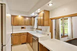 5537 Guilford Rd, Rockford, IL 61107 - Photo 18