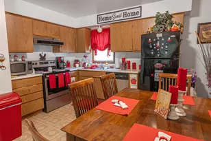 2182 Reed Ave, Rockford, IL 61109 - Photo 6