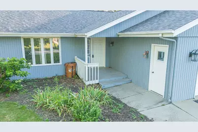 4584 Hampstead Place, Loves Park, IL 61111 - Photo 2