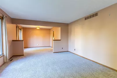 4584 Hampstead Place, Loves Park, IL 61111 - Photo 4