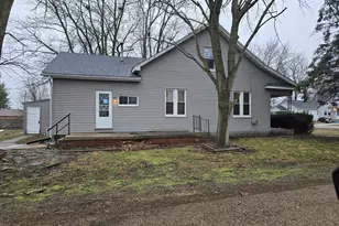 500 W North St, Mount Sterling, IL 62353 - Photo 16