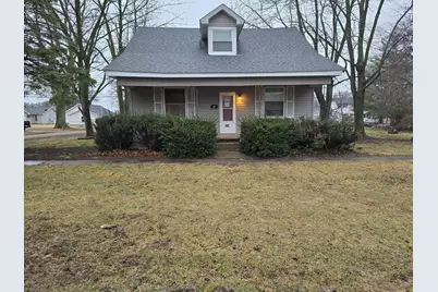 500 W North Street, Mount Sterling, IL 62353 - Photo 1