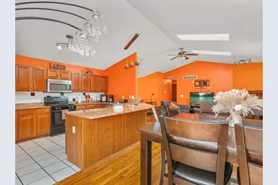 212 NE Rochester Road, Poplar Grove, IL 61065 - Photo 12