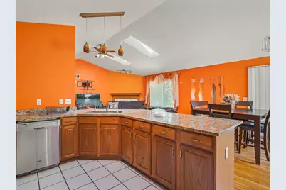 212 NE Rochester Road, Poplar Grove, IL 61065 - Photo 14