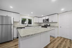 809 Adams St, Oregon, IL 61061 - Photo 6