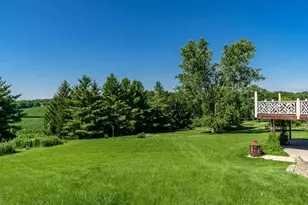 7887 Canterbury Ridge, South Beloit, IL 61080 - Photo 56
