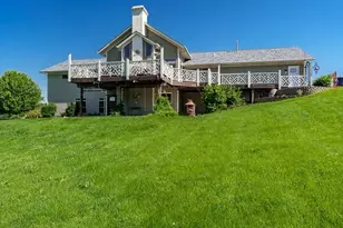 7887 Canterbury Ridge, South Beloit, IL 61080 - Photo 58