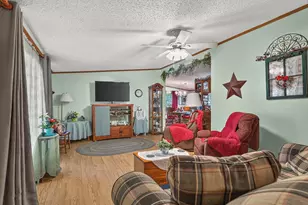 5409 Ebonywood Ln, Roscoe, IL 61073 - Photo 4