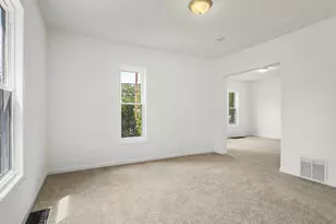 2104 S 4th St, Rockford, IL 61104 - Photo 18