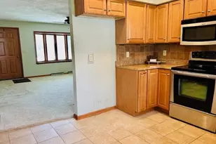 422 E 8th St, Belvidere, IL 61008 - Photo 10
