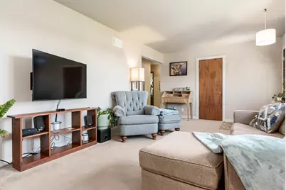 23518 Streit Road, Harvard, IL 60033 - Photo 10
