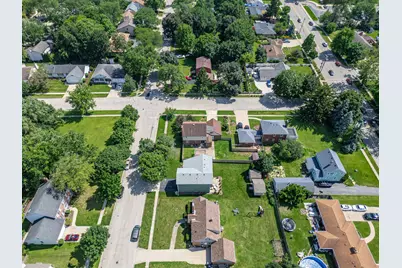 1300 Wolff Aven Avenue, Elgin, IL 60123 - Photo 14