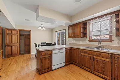 1300 Wolff Aven Avenue, Elgin, IL 60123 - Photo 30