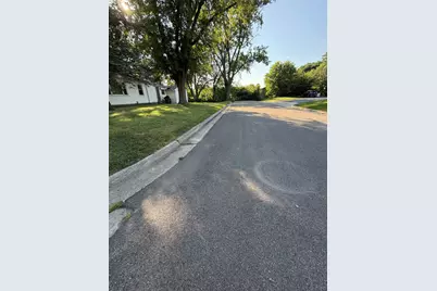 902 Hayes Avenue, South Beloit, IL 61080 - Photo 6