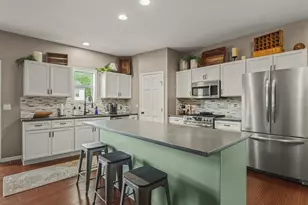 6382 Edgewood Rd, Machesney Park, IL 61115 - Photo 8