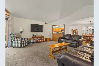 2085 Lake Summerset Road, Lake Summerset, IL 61019 - Photo 10