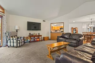 2085 Lake Summerset Rd, Lake Summerset, IL 61019 - Photo 10