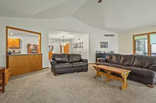 2085 Lake Summerset Rd, Lake Summerset, IL 61019 - Photo 8