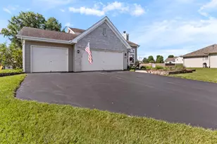 2266 Edge Rock Rd, Rockton, IL 61072 - Photo 2