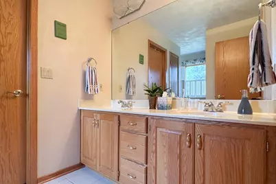 15328 Wedgewood Dr, South Beloit, IL 61080 - Photo 18