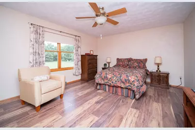 15328 Wedgewood Dr, South Beloit, IL 61080 - Photo 16