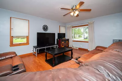 301 Junius, Loves Park, IL 61111 - Photo 6