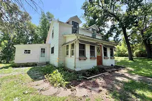 325 School St, Rockton, IL 61072 - Photo 2