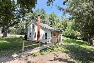 325 School St, Rockton, IL 61072 - Photo 4