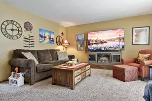 210 N Center St, Rockton, IL 61072 - Photo 16