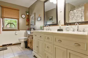 210 N Center St, Rockton, IL 61072 - Photo 30
