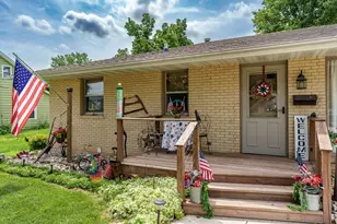 210 N Center St, Rockton, IL 61072 - Photo 4