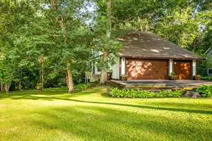 635 Hickory Ct, Lake Summerset, IL 61019 - Photo 4