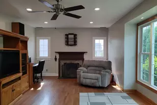 915 Julien St, Belvidere, IL 61008 - Photo 12