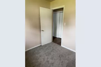 310 N Stewart Drive, Freeport, IL 61032 - Photo 12